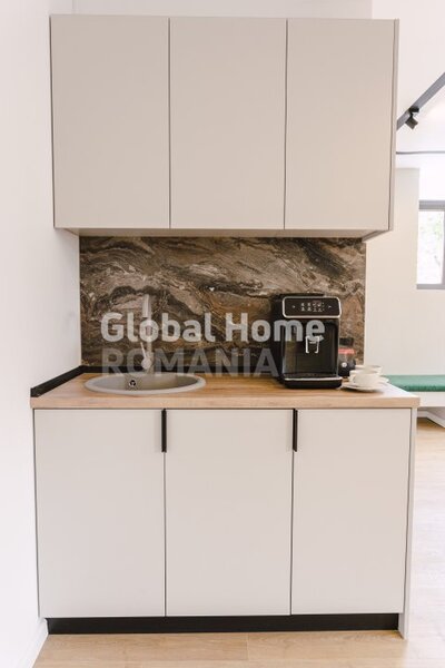 Piata Victoriei Vila individuala reconsolidata 2005  Bloc Boutique  Centrala